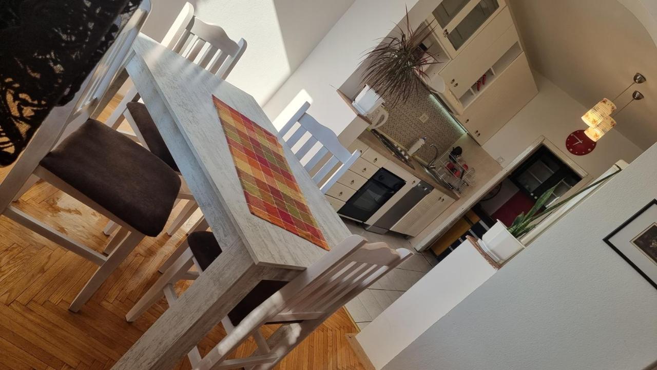 Risto Apartment Skopje Eksteriør billede